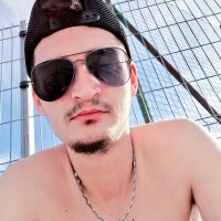 tomi_no3112's Offline XXX Chat