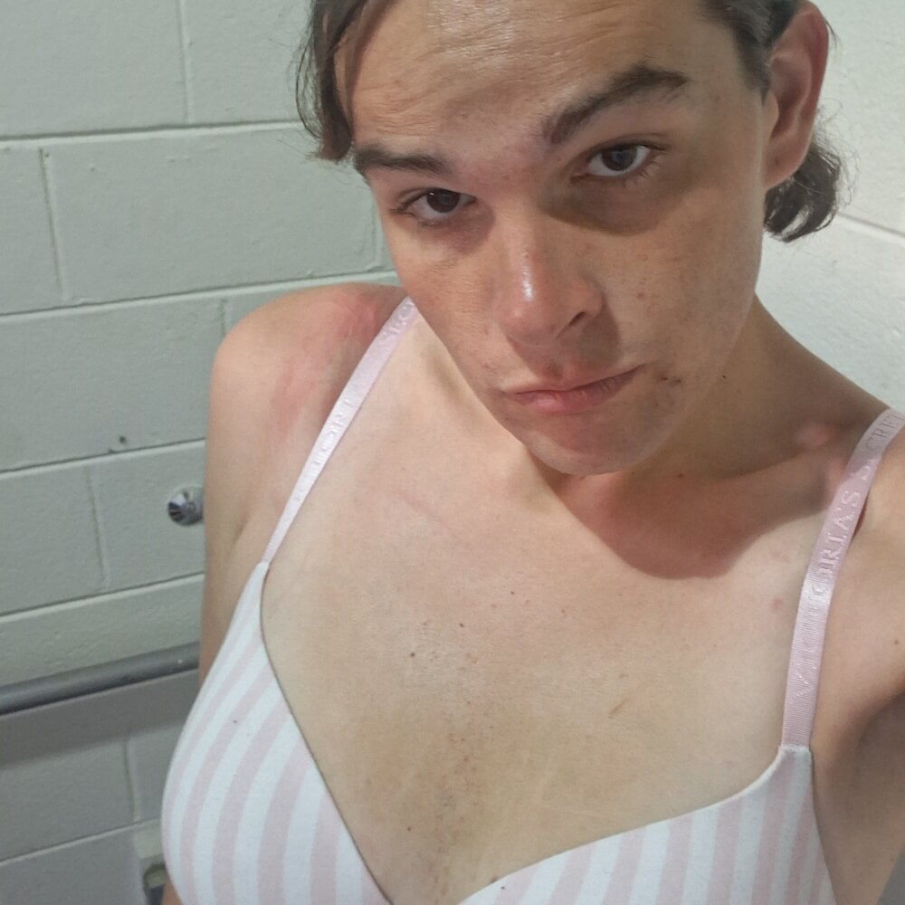 247camsex.com mismonet livesex profile in united-states-of-transylvania cams