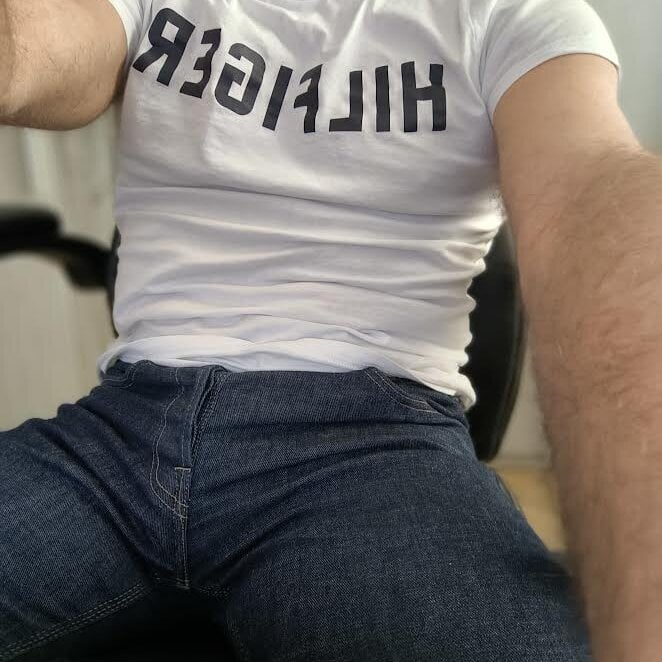 cocco1980xxxx's Offline XXX Chat