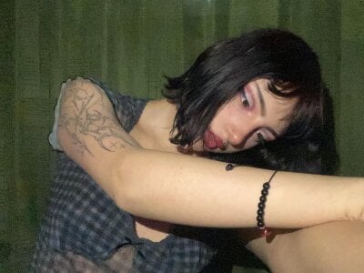 Salem_Velvet