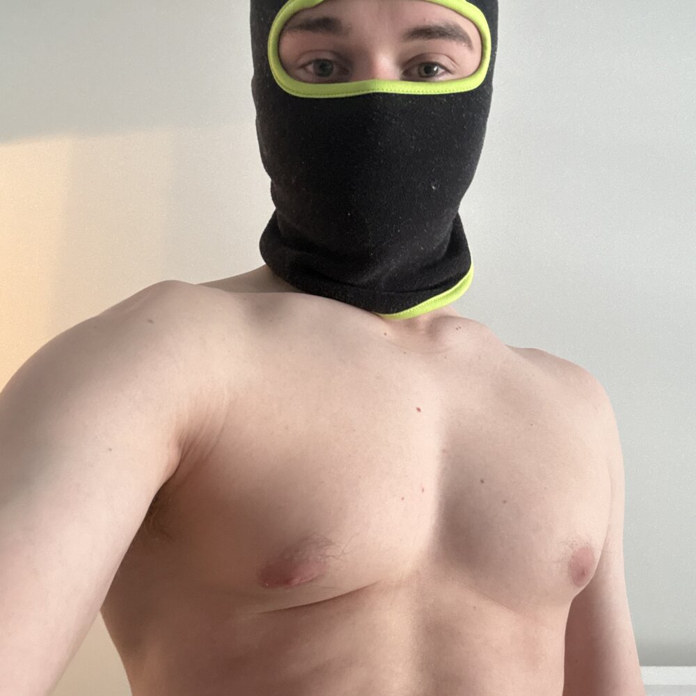 fatcockand18's Offline XXX Chat