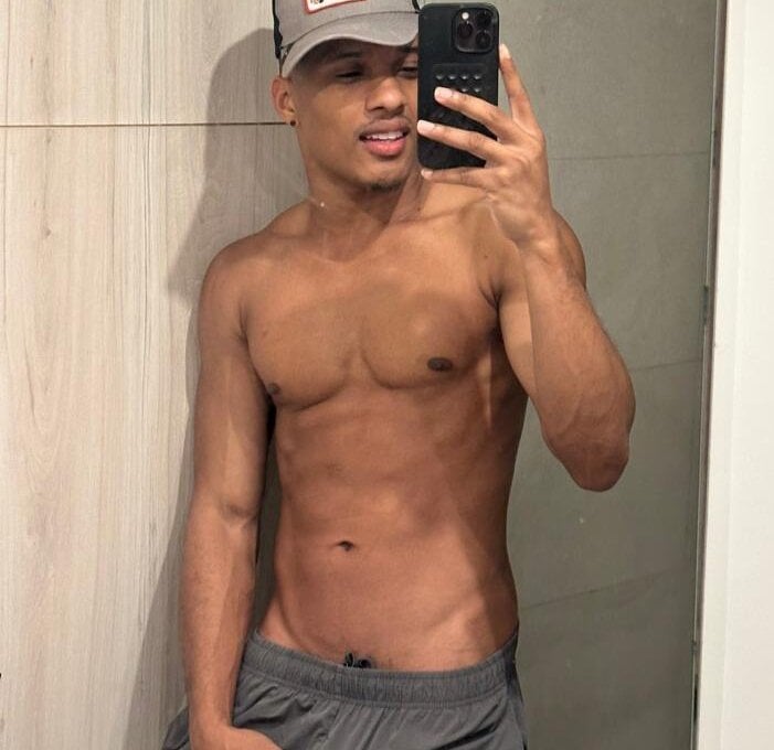 jake_brownn1's Offline XXX Chat