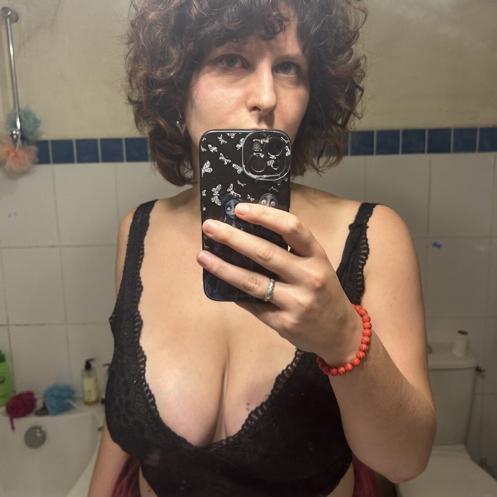 stripchat antja25 webcam profile pic via cheapadultsexcams.com