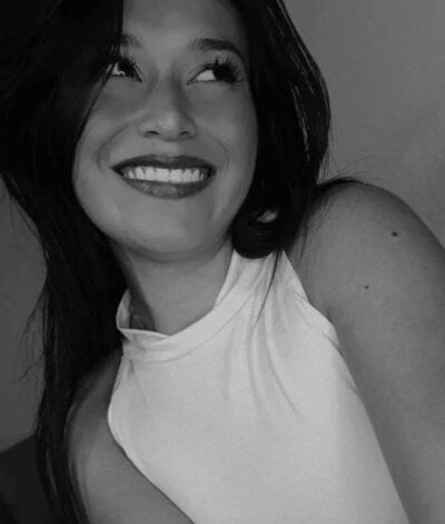 Rubyvixxen_ on StripChat