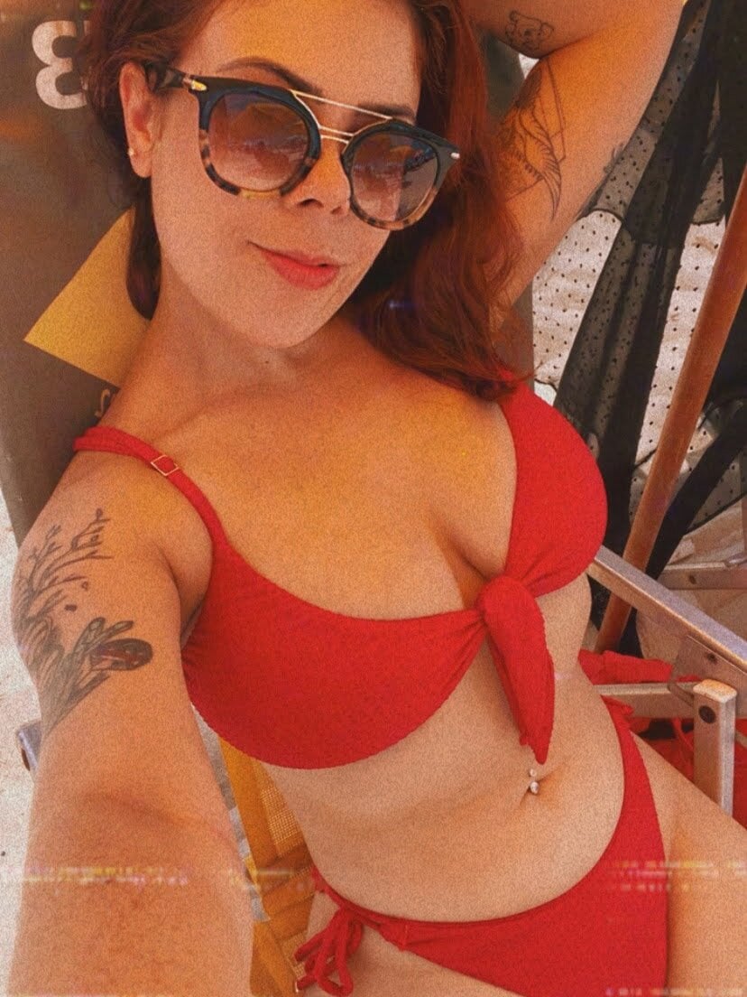 hothoneymoon webcam profile - Gabonese