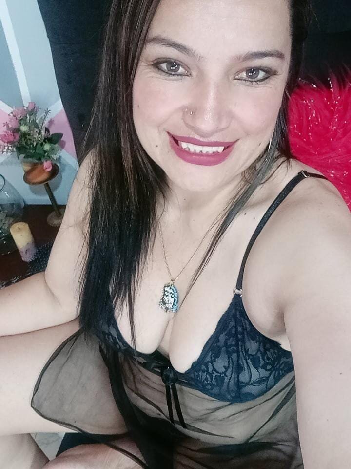 Live sex webcam photo for xxlyubovv #290050050