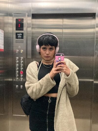 lalis_13 🍼 adult chat