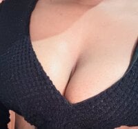 SweetnessB Webcam Model Profile