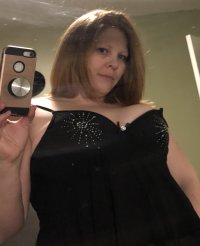 sexyredbombshell's Offline XXX Chat