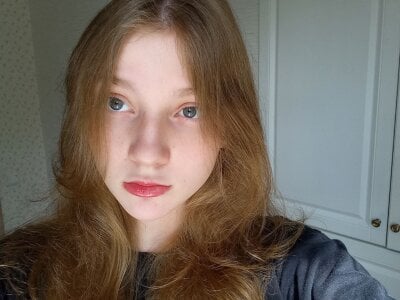 KateClarky on StripChat