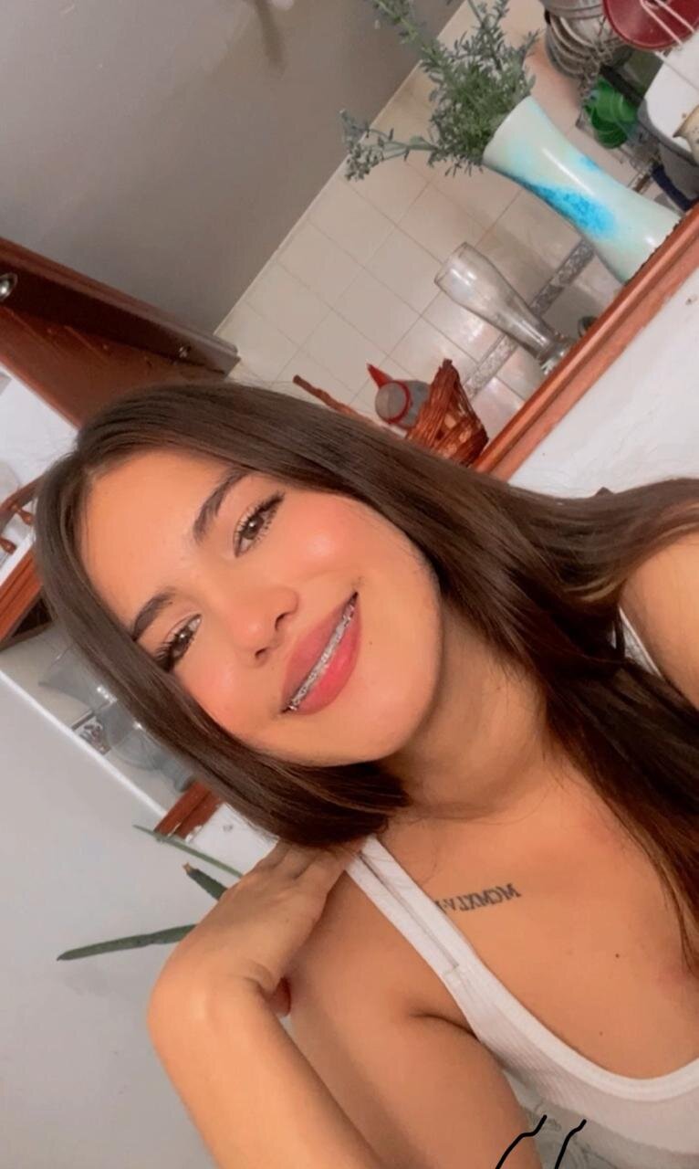 bellaa_jonness