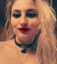 JoanaSebri's Offline Chat Room