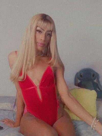 Pamela_blackbig