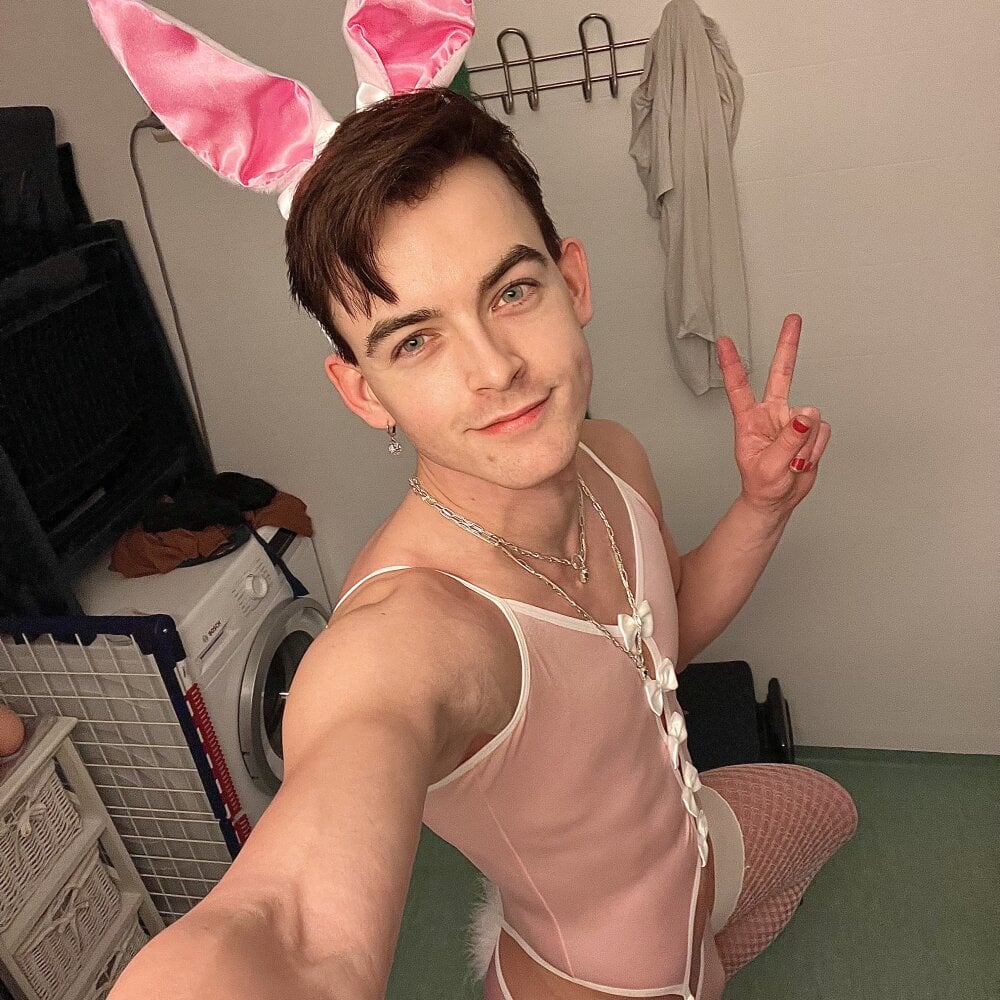 MarzeenWalzton's Offline XXX Chat