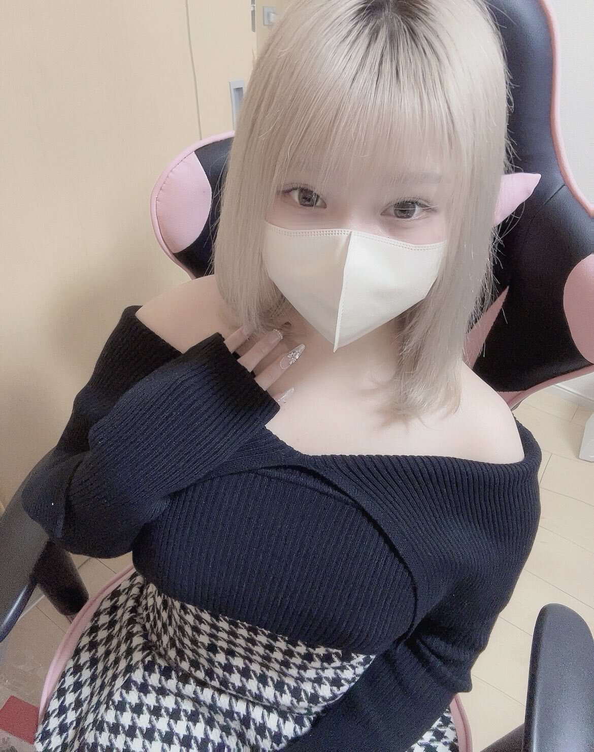 ami_o00