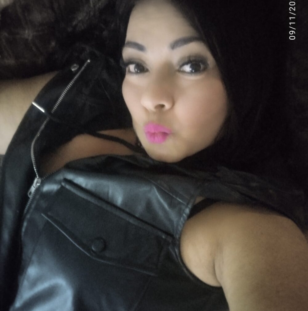 Live sex webcam photo for lindaesmeralda #290206924