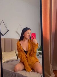 naomisummy's Offline Chat Room