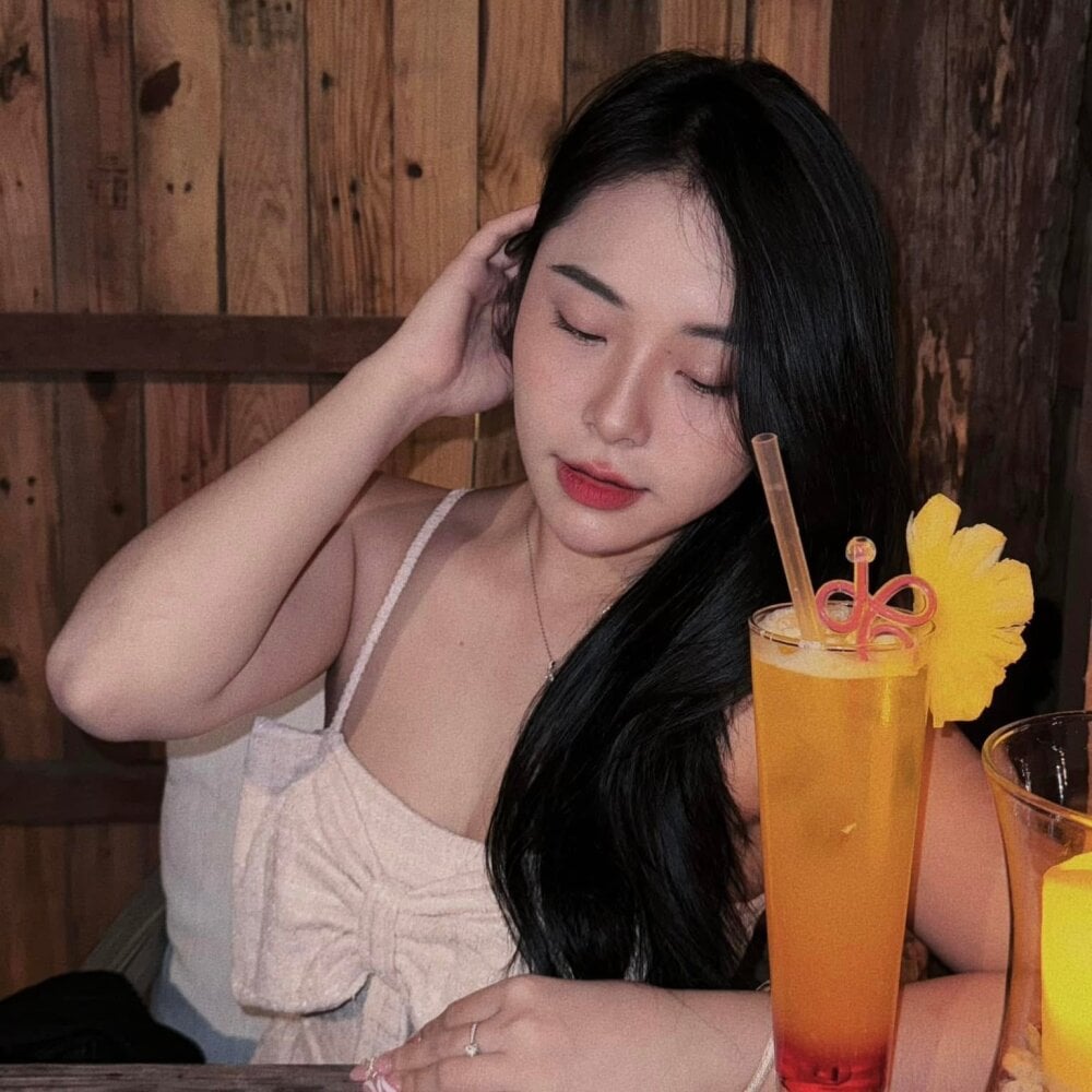 show2cam.com chupa_chub livesex profile in vietnamese cams