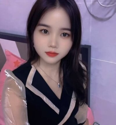 xiaosiyi from stripchat