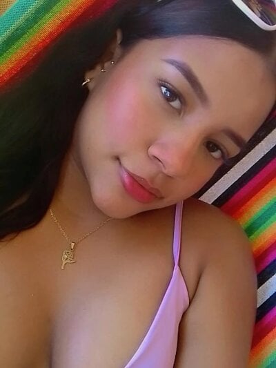 Marilyn_starx Female Oilshow Live Webcam Porn