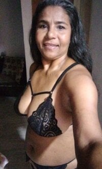 morenita_06's Offline XXX Chat