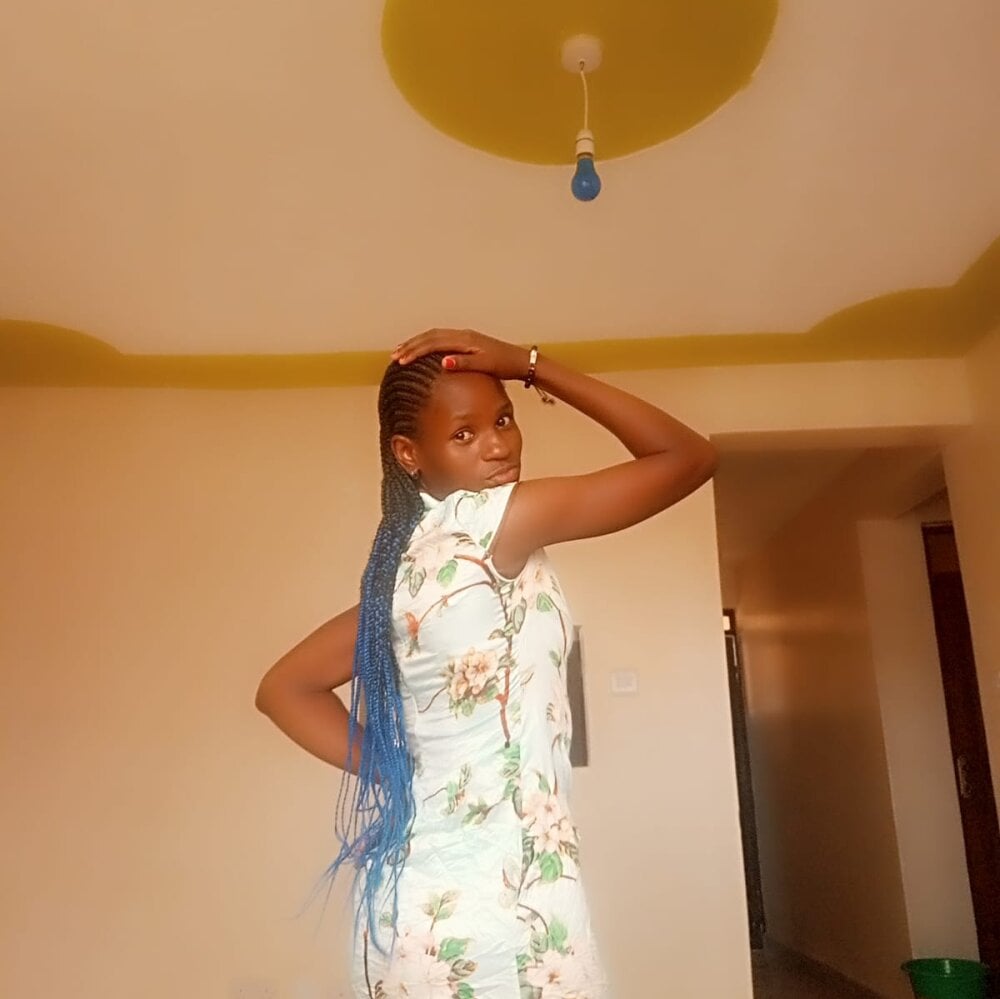 sweetpussy_18 profile