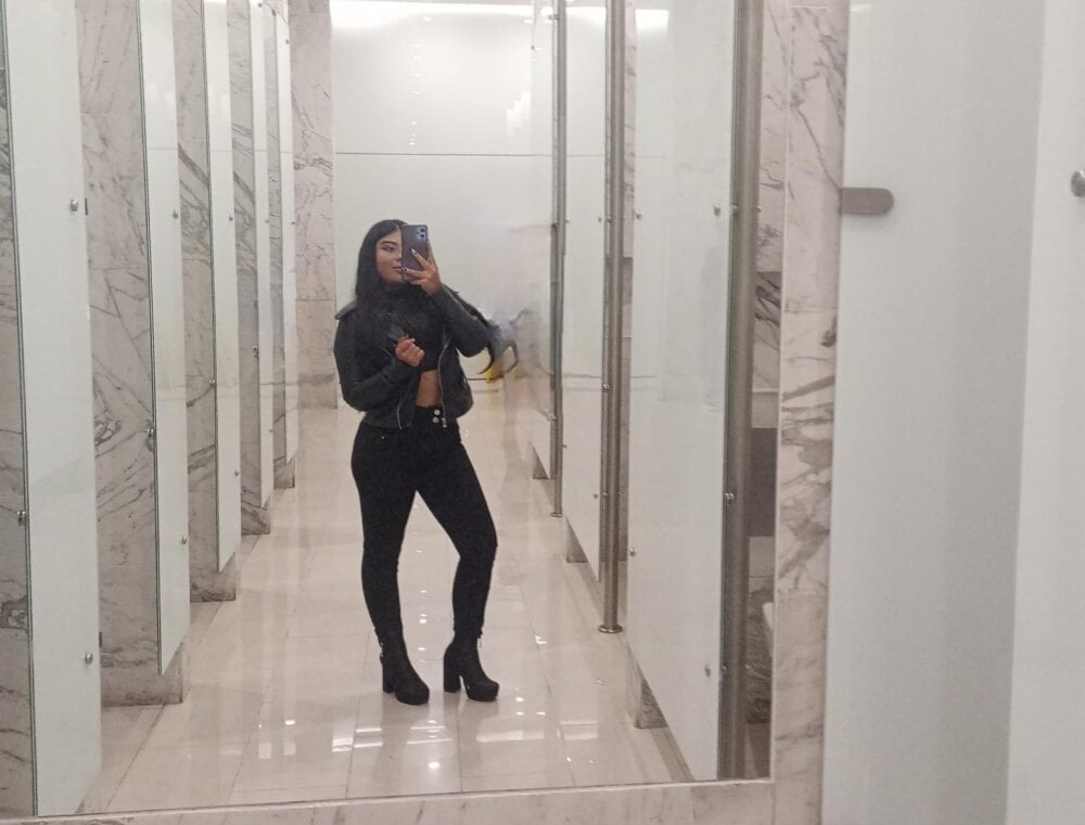 Zoee_0 profile