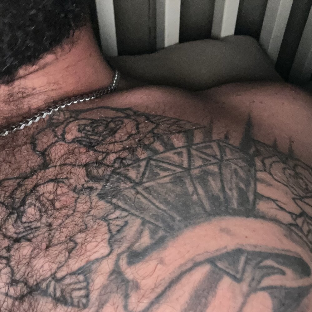 spook9393's Offline XXX Chat