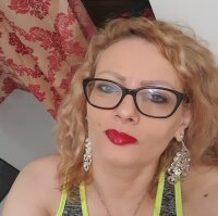 hottbbbyx's Offline Chat Room