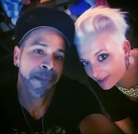 Jayhood718BK's Offline XXX Chat