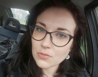 LEONA_STAGE's Offline Chat Room