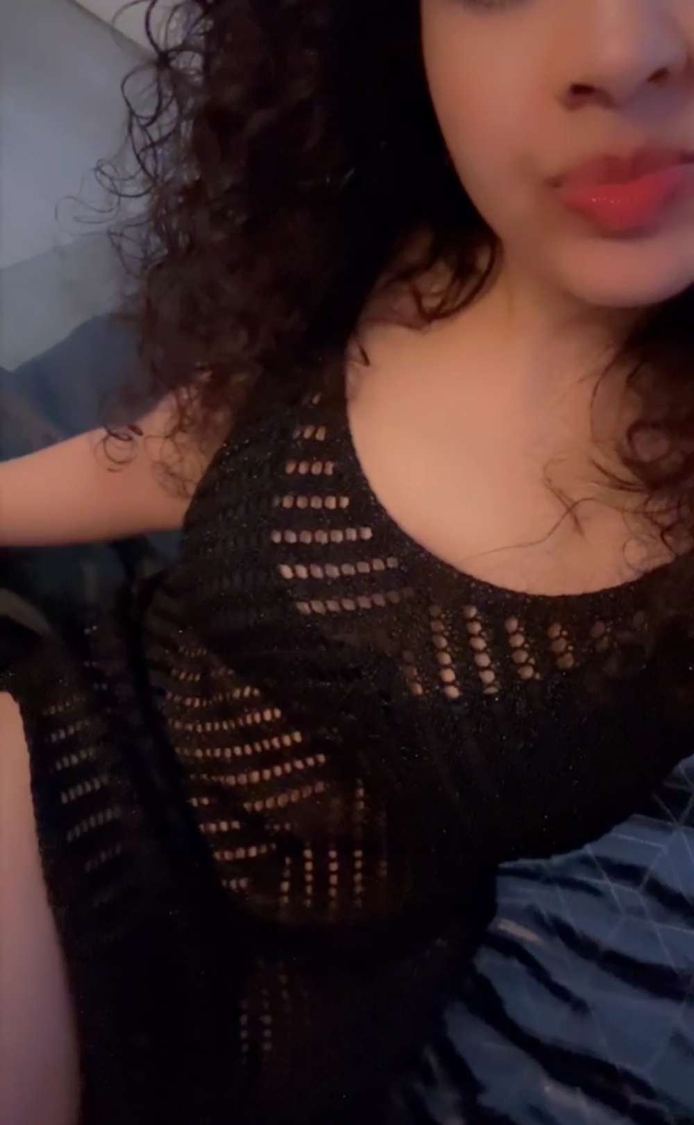 Live sex webcam photo for Meenakhanom #290052603