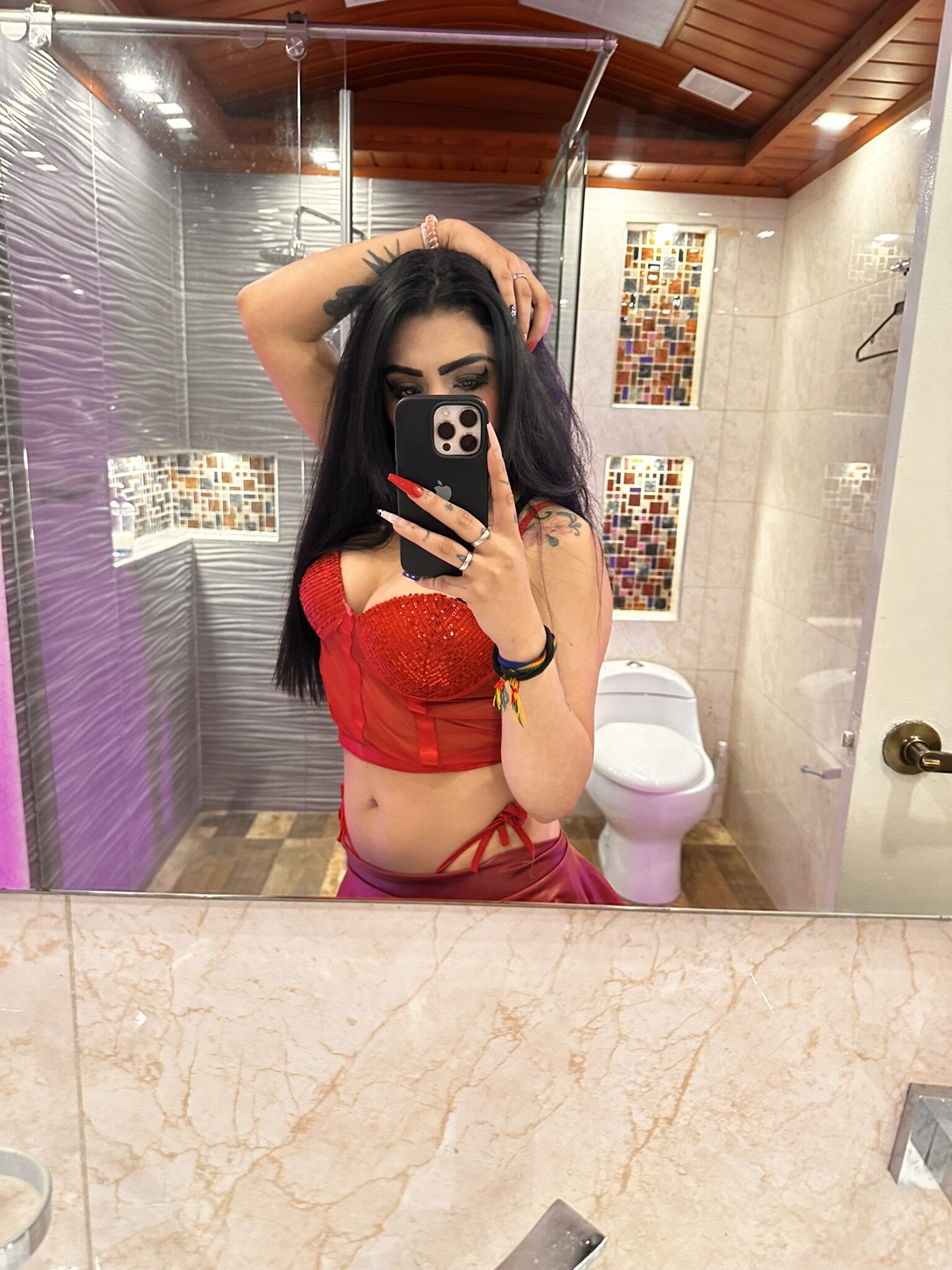 Alicia_jones18