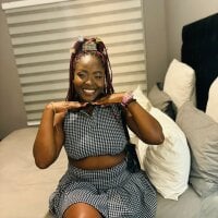 Ella_Cocoa's Offline Chat Room