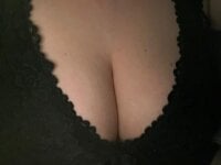 ChubbyWifey's Offline Chat Room
