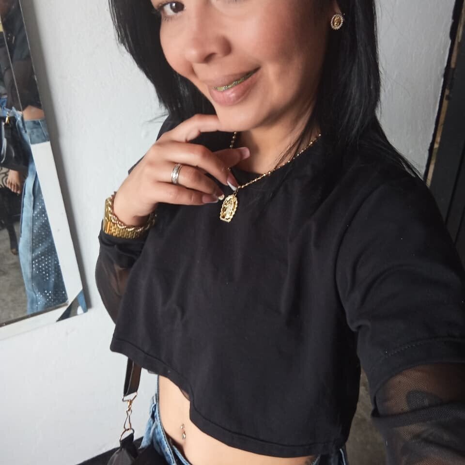 iluvcams.com sophia_am livesex profile in straight cams