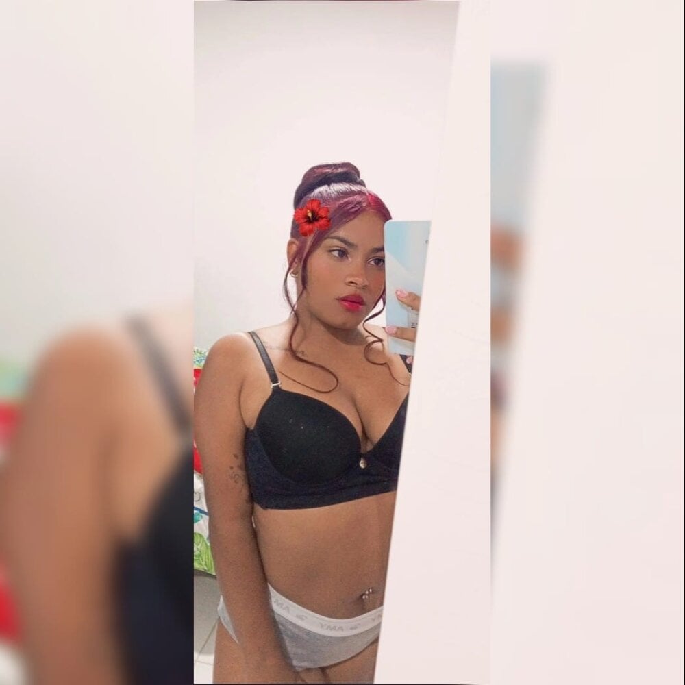 chantal_west profile