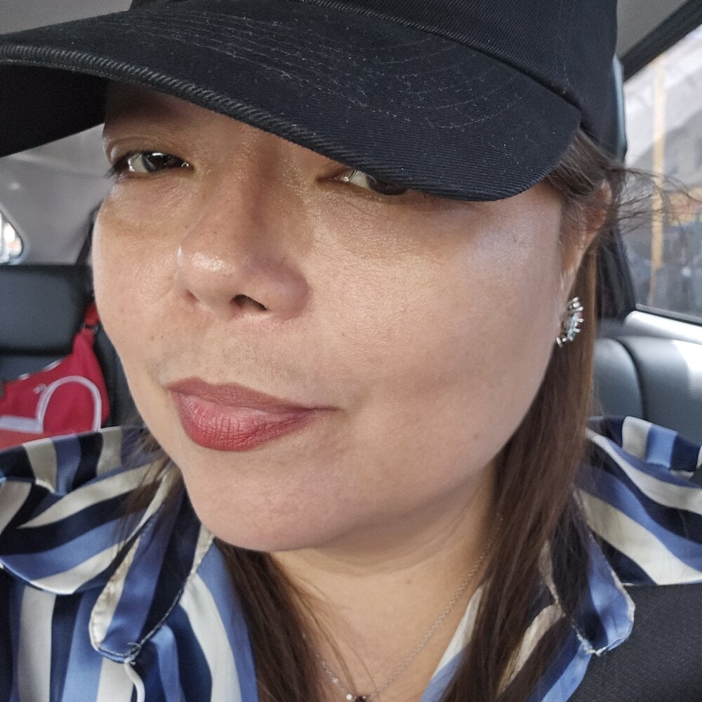 bestlivesexchat.com allesandra11 livesex profile in in-the-palace cams