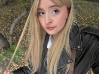 SabrinaCharm_'s webcam live show