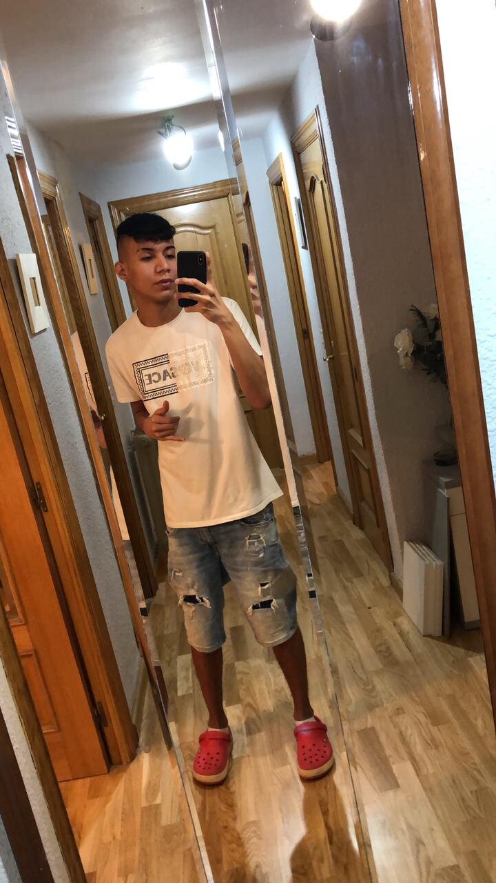 NICO_STREETT