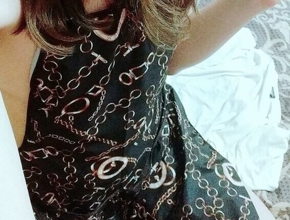 bellastr from stripchat