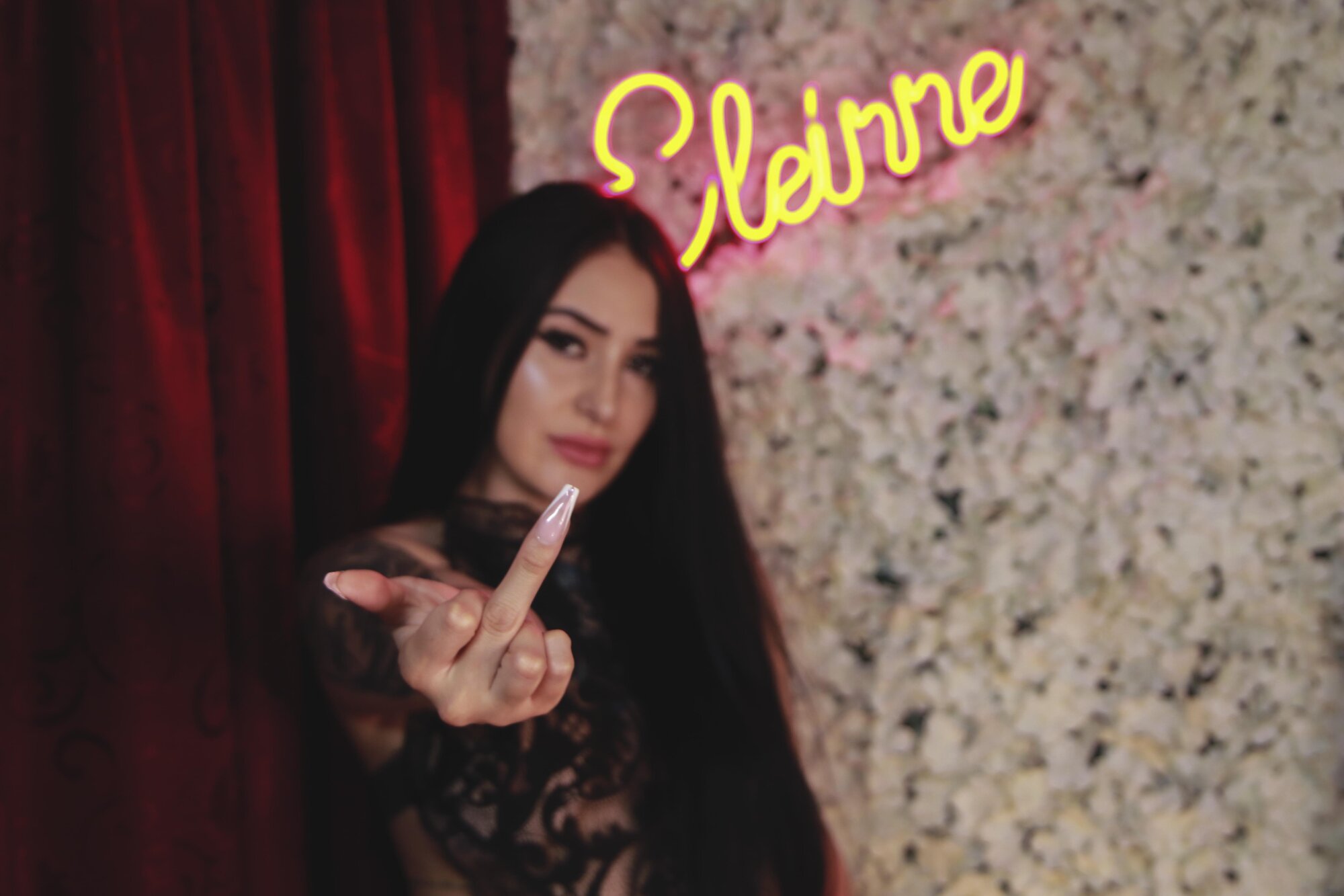 Eleinne_Hendrix_0