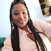 MichelCoxx's Offline Chat Room