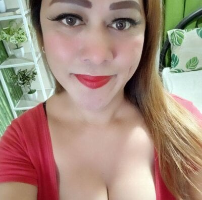 Khyla_hugeCock profile