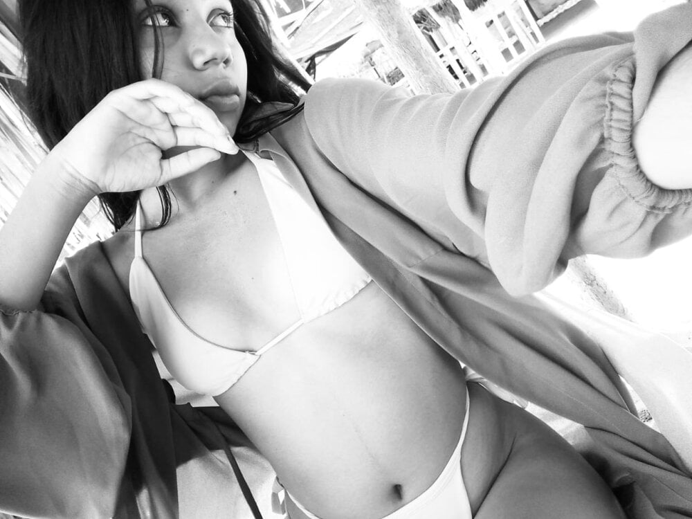 megan_rousexx from stripchat