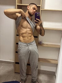 logan_smith's webcam live show