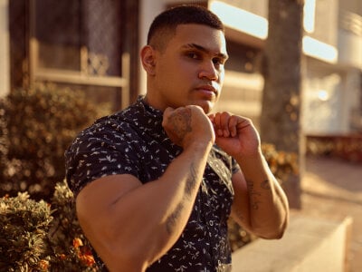 Aaron_Hunter_