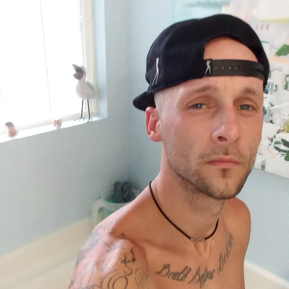 SirGhost19 offline XXX-chatje