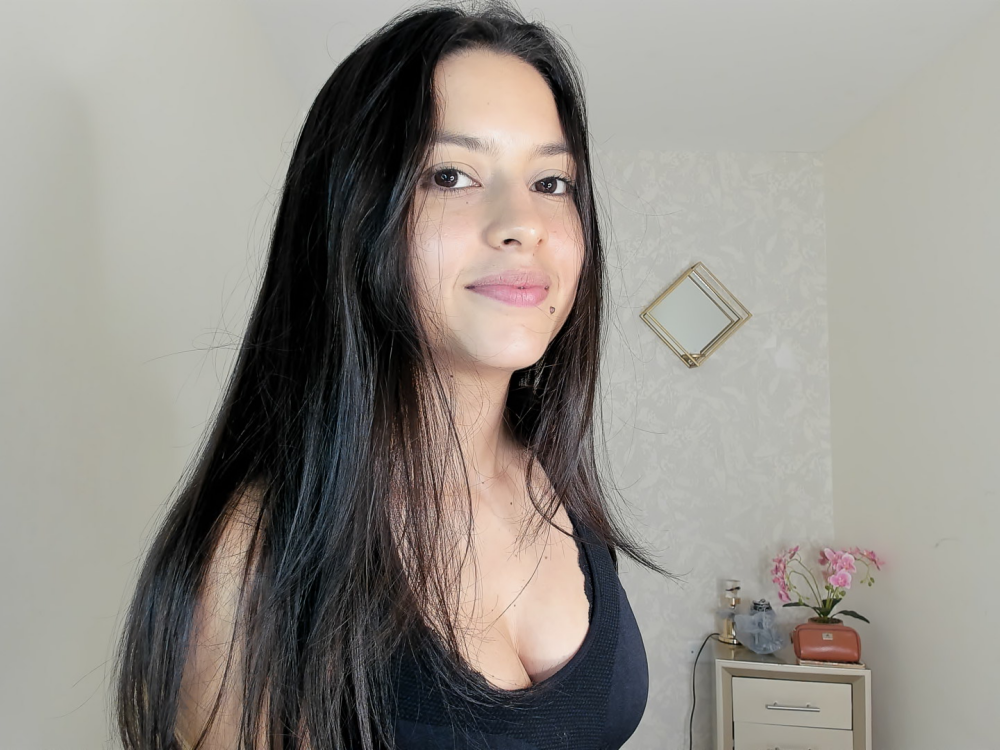 Celine_saenz profile
