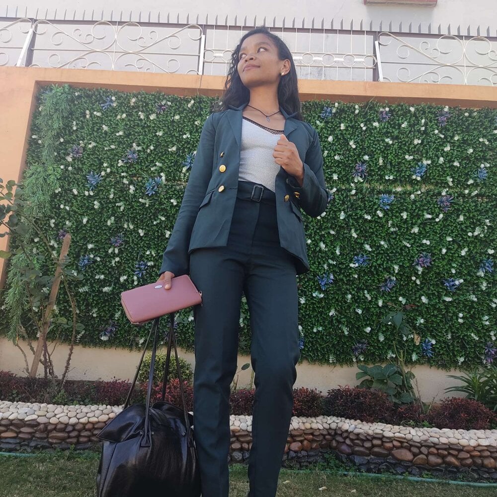 myliveeroticcams.com girlexcitantaddict1 livesex profile in at-at cams